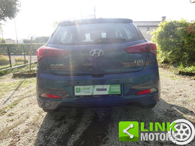 HYUNDAI i20 usata, con Autoradio