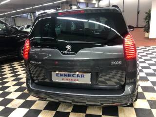 PEUGEOT 5008 usata, con Cerchi in lega