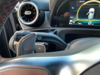 MERCEDES-BENZ A 35 AMG usata, con Leve al volante