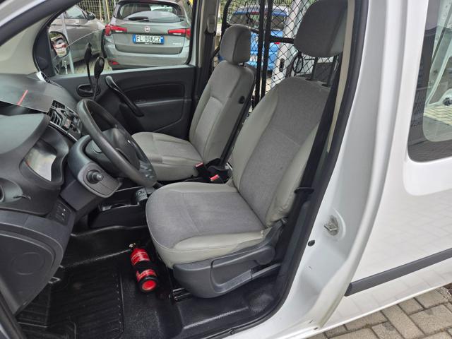RENAULT Kangoo usata 20