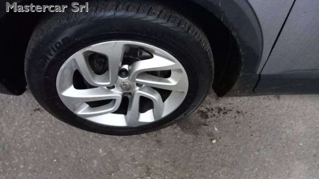 OPEL Crossland X usata, con USB