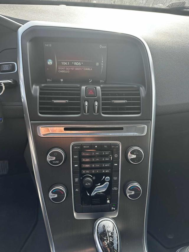 VOLVO XC60 usata, con Sedile posteriore sdoppiato