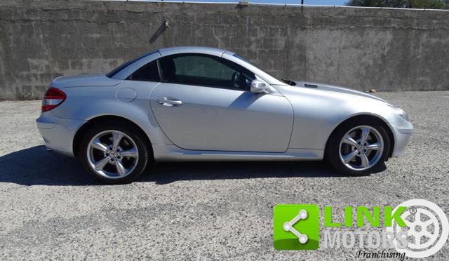 MERCEDES-BENZ SLK 350 usata, con Cerchi in lega