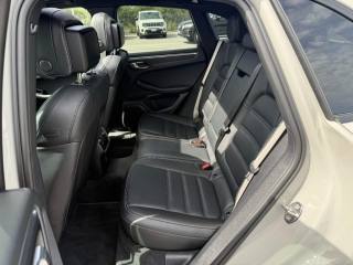 PORSCHE Macan usata, con Autoradio