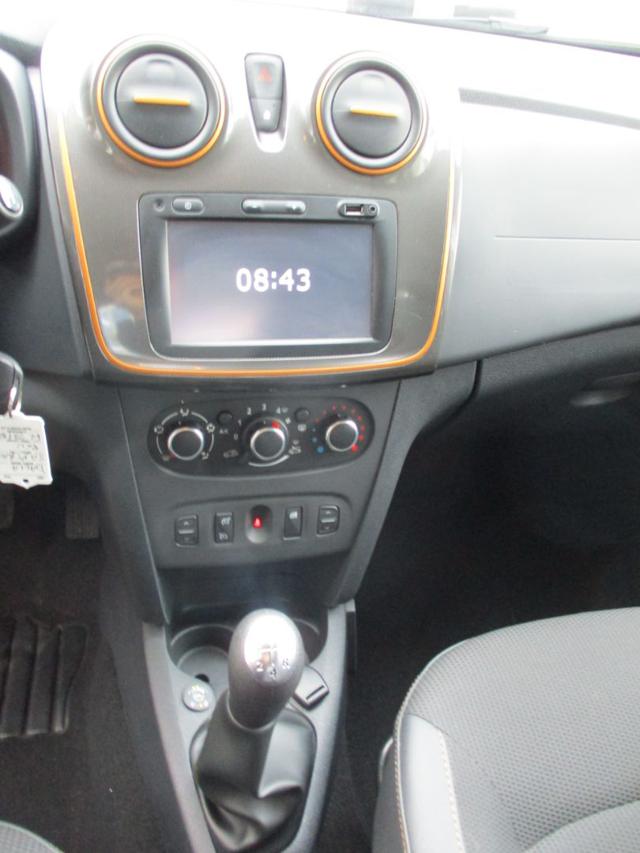 DACIA Sandero usata, con Bluetooth