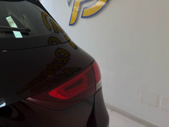 MERCEDES-BENZ GLA 200 usata, con Controllo trazione