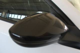 PEUGEOT 2008 usata, con USB