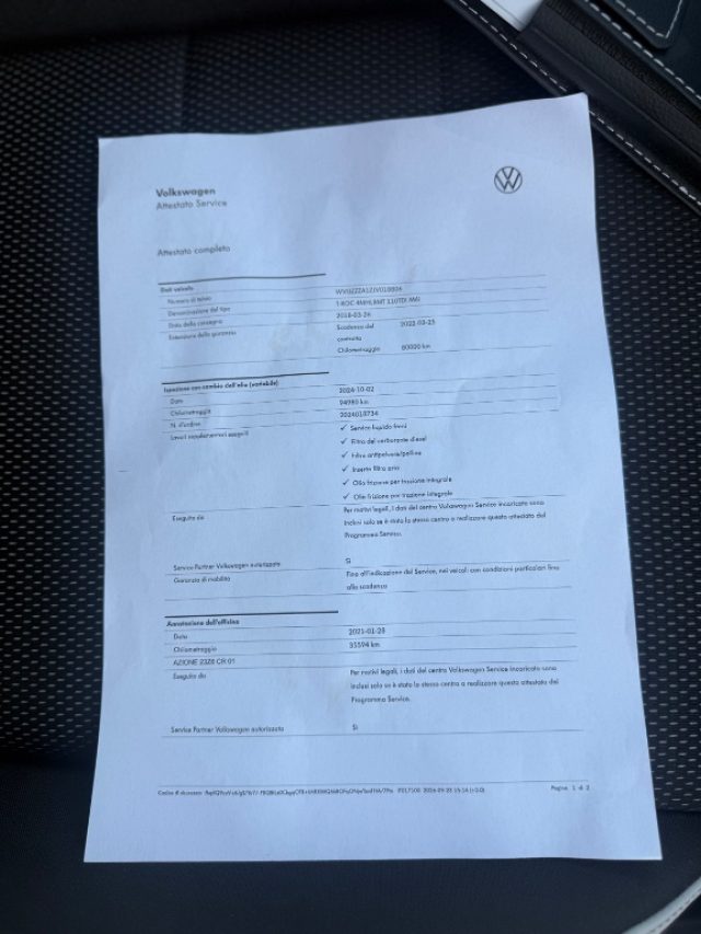 VOLKSWAGEN T-Roc usata, con Sedile posteriore sdoppiato