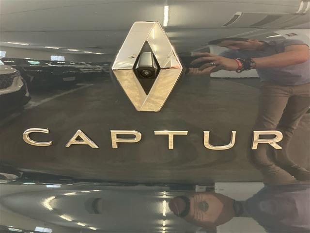 RENAULT Captur usata 25