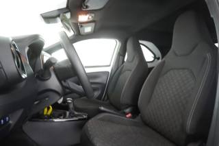 TOYOTA Aygo X usata 2