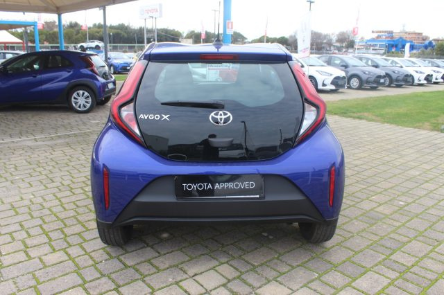 TOYOTA Aygo X usata, con Autoradio