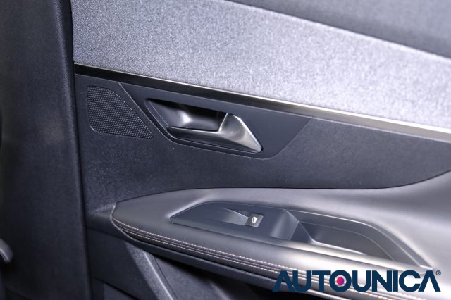 PEUGEOT 3008 usata, con Supporto lombare