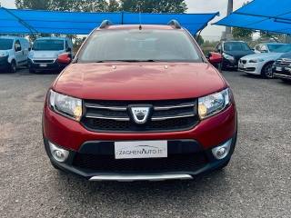 DACIA Sandero usata, con Specchietti laterali elettrici