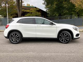 MERCEDES-BENZ GLA 200 usata, con Alzacristalli elettrici