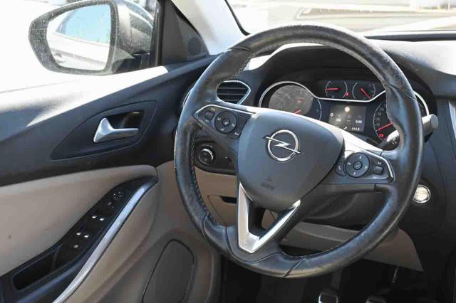 OPEL Grandland X usata, con Volante in pelle