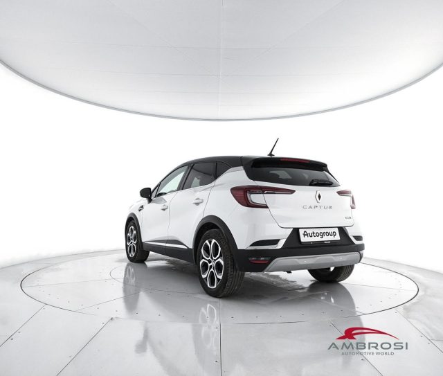 RENAULT Captur usata 3