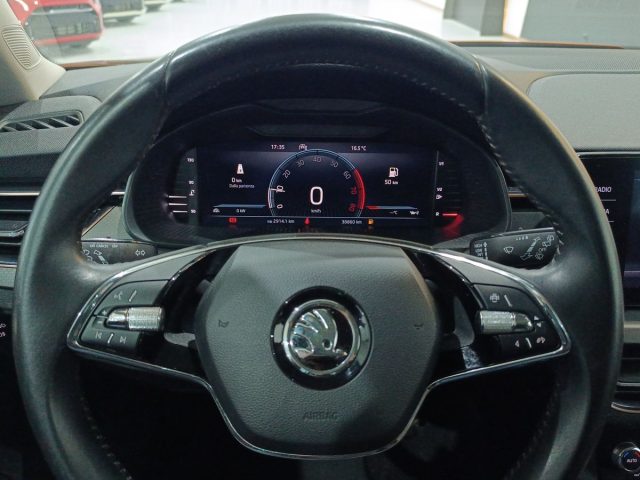 SKODA Kamiq usata, con Bracciolo