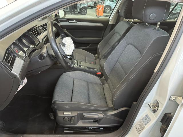 VOLKSWAGEN Passat Variant usata, con Controllo trazione