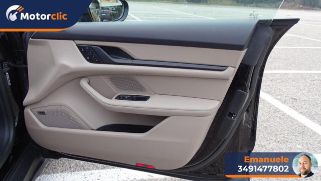 PORSCHE Taycan usata, con Tetto panorama