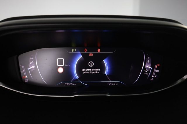 PEUGEOT 3008 usata 6