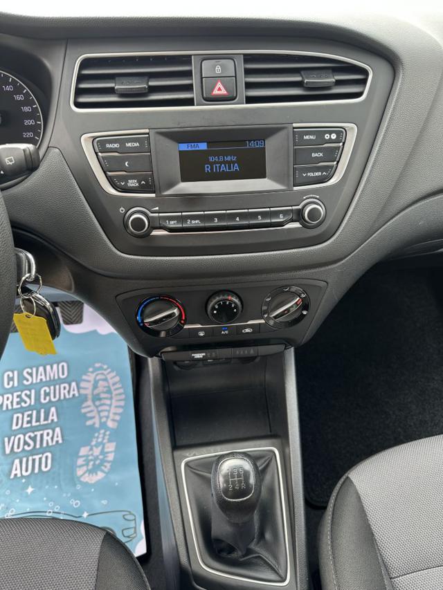 HYUNDAI i20 usata, con Chiusura centralizzata