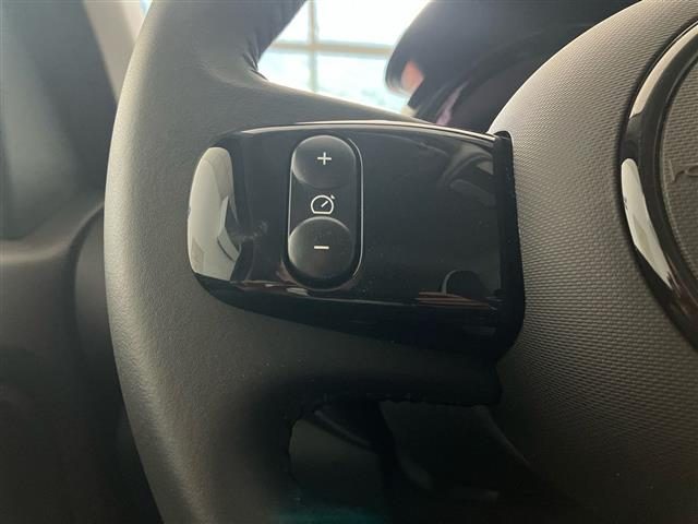 RENAULT Twingo usata, con Isofix