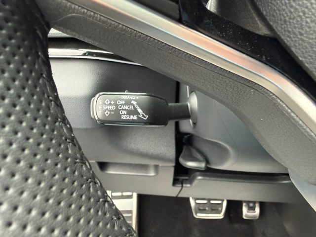 SKODA Karoq usata, con Cruise Control