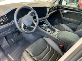 VOLKSWAGEN Touareg usata, con Cruise Control