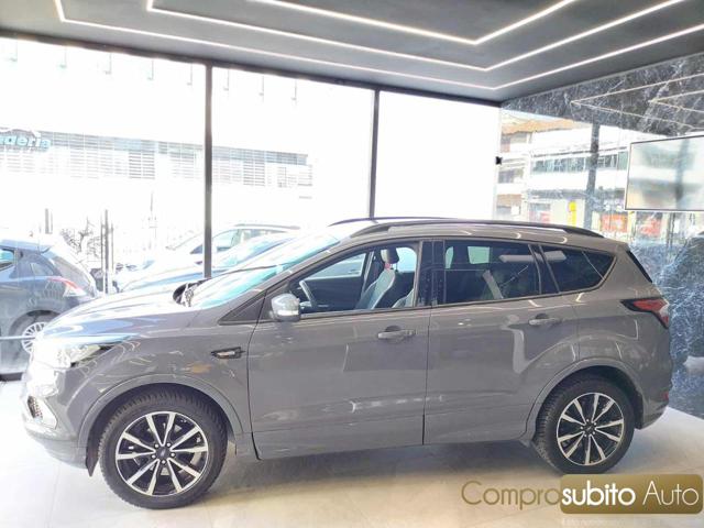FORD Kuga usata, con Autoradio