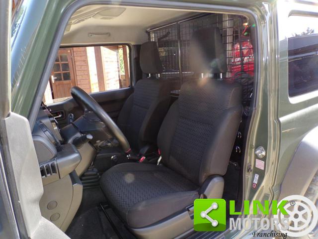 SUZUKI Jimny usata, con Autoradio digitale