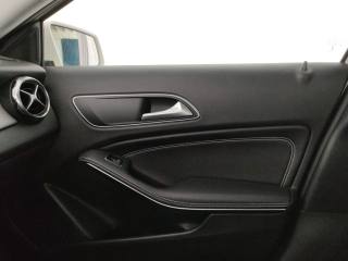 MERCEDES-BENZ GLA 180 usata, con Vivavoce