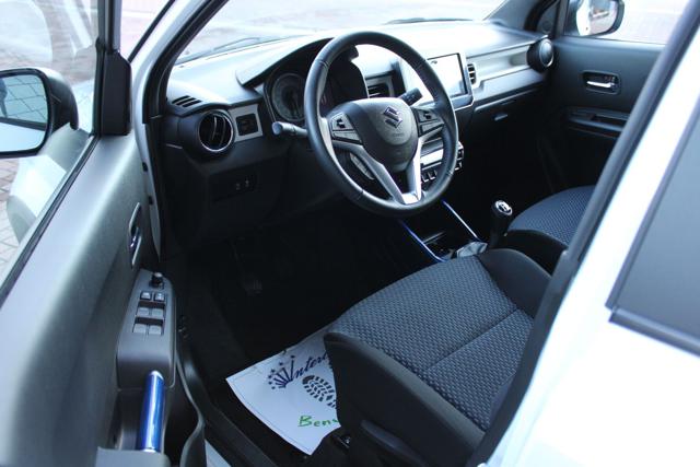 SUZUKI Ignis usata, con Autoradio