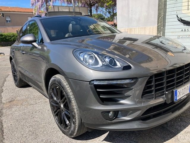 PORSCHE Macan usata, con Autoradio