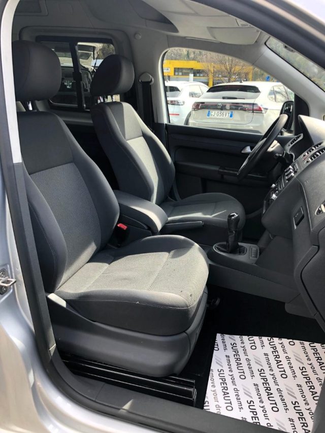 VOLKSWAGEN Caddy usata, con Monitoraggio pressione pneumatici