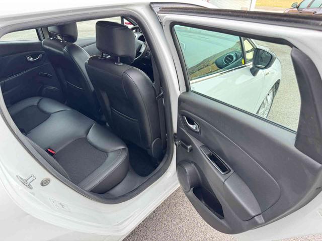 RENAULT Clio usata, con USB