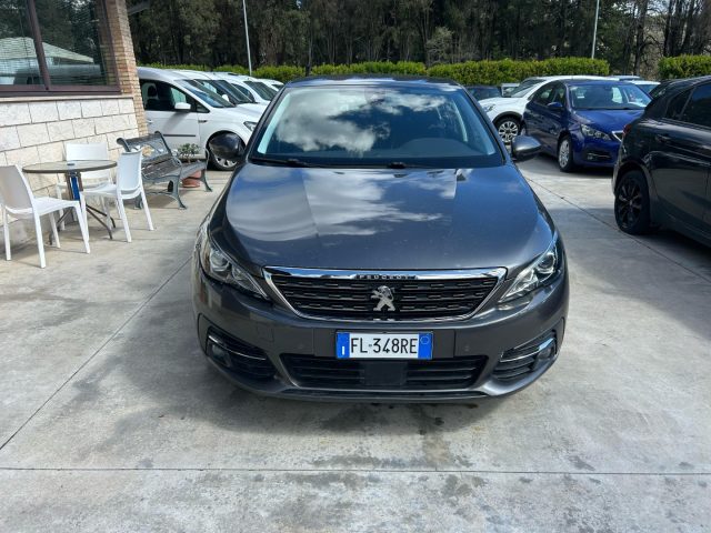PEUGEOT 308 usata, con Airbag