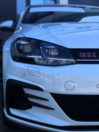 VOLKSWAGEN Golf GTI usata, con Autoradio