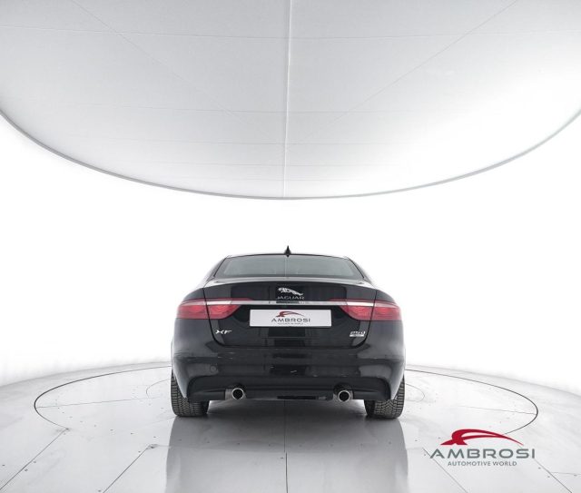 JAGUAR XF usata 5