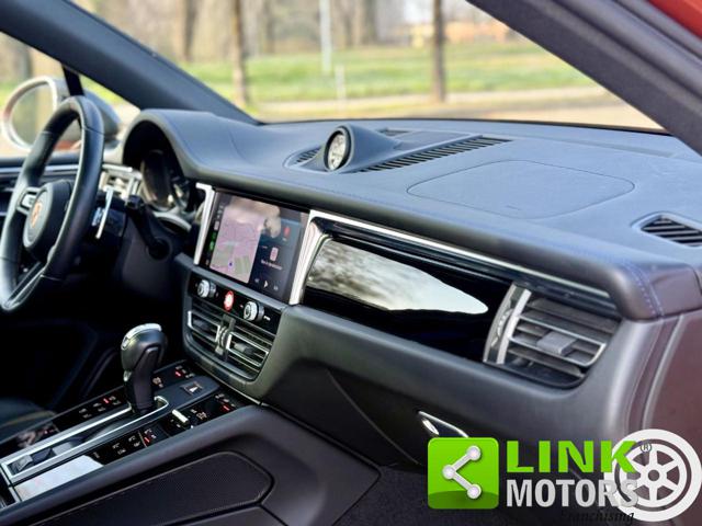 PORSCHE Macan usata, con Leve al volante