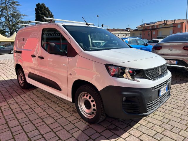 PEUGEOT Partner usata, con Airbag