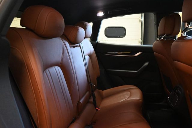 MASERATI Levante usata 36