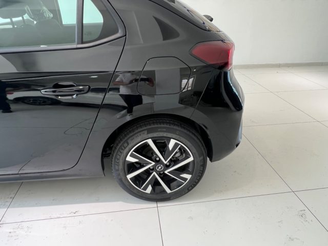 OPEL Corsa usata, con ESP