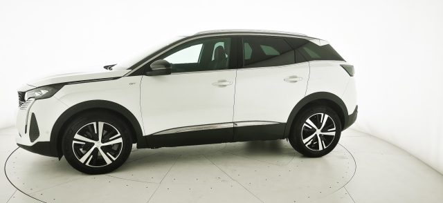 PEUGEOT 3008 usata, con Apple CarPlay