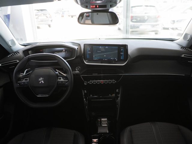 PEUGEOT 2008 usata, con Sensore di luce
