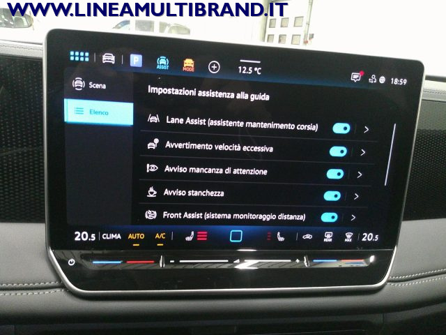 VOLKSWAGEN Tiguan usata, con Touch screen
