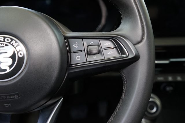 ALFA ROMEO Tonale usata, con Specchietti laterali elettrici