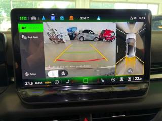 VOLKSWAGEN T-Roc usata, con Volante in pelle