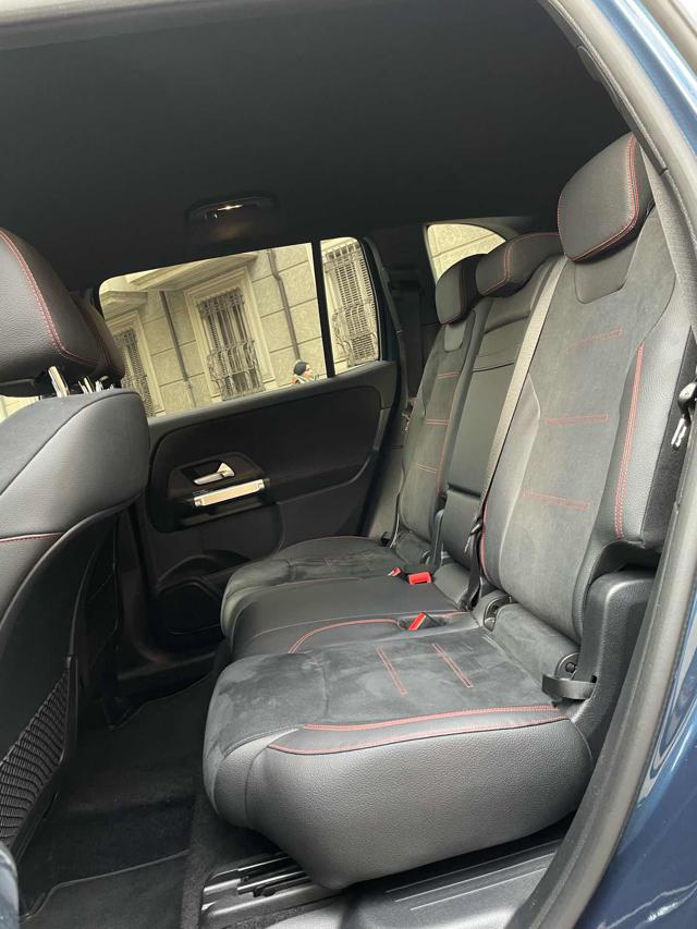 MERCEDES-BENZ GLB 200 usata, con Regolazione elettrica sedili