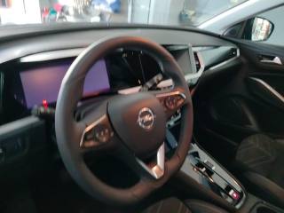 OPEL Grandland usata, con Specchietti laterali elettrici