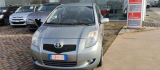 TOYOTA Yaris 1.3 5 porte Sol CAMBIO AUTOMATICO